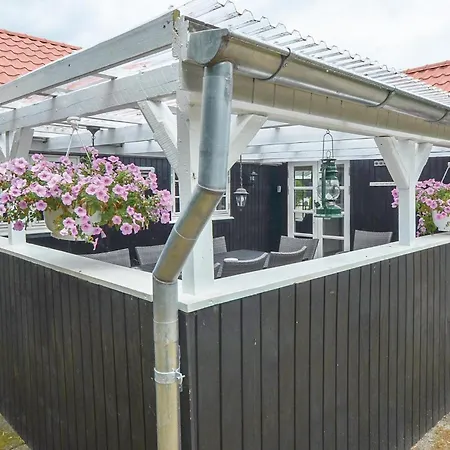 With Fireplace Xiv Nyaraló *