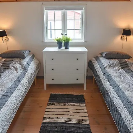 With Fireplace Xiv * Nyborg